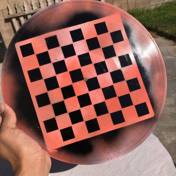 Vinyl Chess Set - Ultra Red Pink - Picture 7 of 9